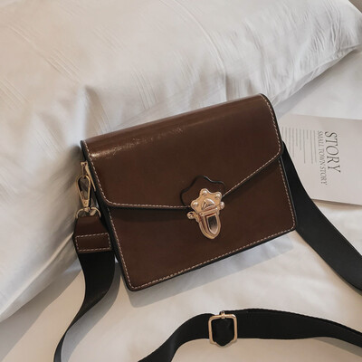 

Bag female 2018 new Korean version of the personality lock fashion wild autumn&winter ladies small bag broadband shoulder Messenger bag