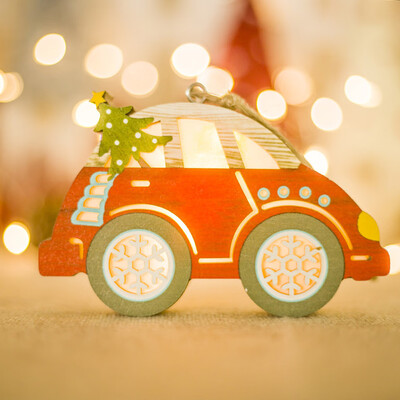 

〖Follure〗Christmas Decor Ornament LED Car Shape Luminous Wooden House Mall Window Green
