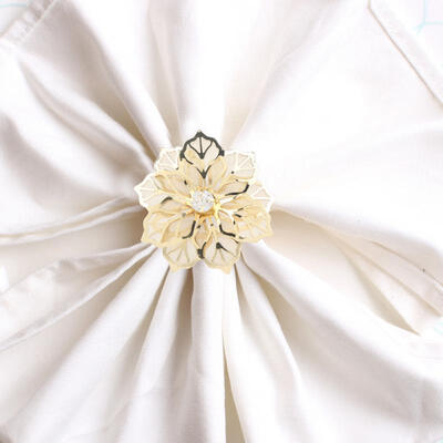 

Greensen 6PCS Napkin Ring Napkin Holder Buckle for Wedding Dinner Party Table Decoration