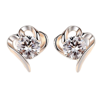 

New Fashion Crystal Diamond Earrings Small Lovely Heart Shaped Stud Earrings