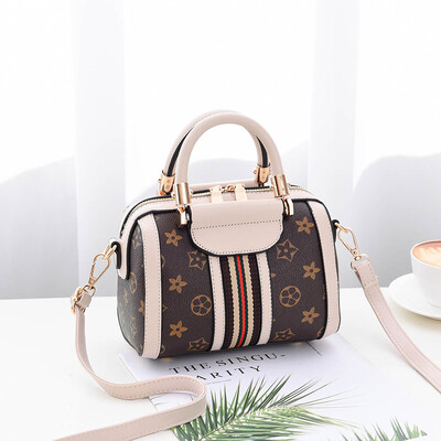 

Ins small bag female 2018 new wave Korean version of the printed pillow bag wild handbag mini shoulder Messenger bag