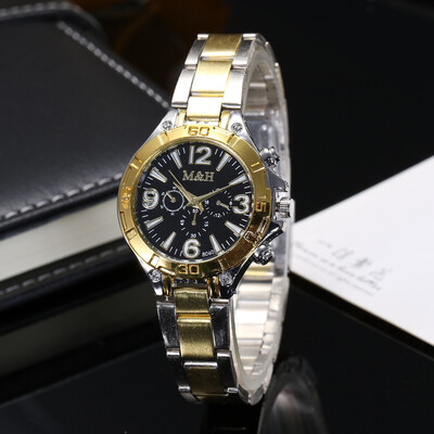 

Europe&the United States hot trend fashion room gold steel belt ladies watch fake three-eye alloy double scale quartz watch