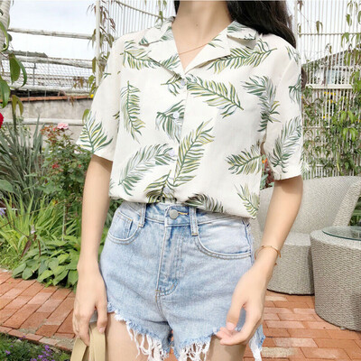 

Women Summer Casual Lapel Shirts Loose Half Sleeve Blouse Leaf Printed Tops
