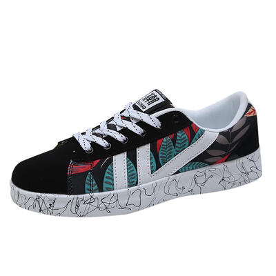 

New casual Men Vulcanized Shoes Sneakers Mens Fashion Casual Lace-Up Colorful Canvas Sport Graffiti board Shoes