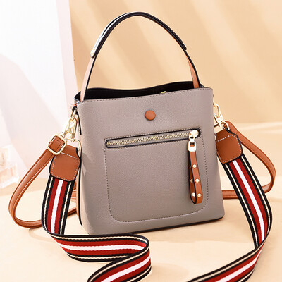 

Bag womens bag large bucket bag simple texture simple Korean Joker ladies shoulder slung