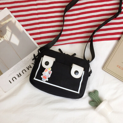 

Small bag canvas bag womens shoulder Messenger bag college student chic Joker Korean version of ancient feeling girl ins Sen