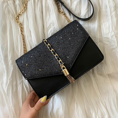 

In the new summer the little girl slanted the bag&styled the small square bag chain with ins single shoulder texture