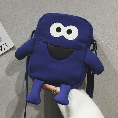 

Small bag woman 2019 new female bag fashion oblique satchel cute canvas bag cartoon single shoulder oblique span cute