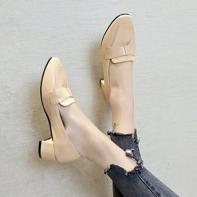 

Ins grandma shoes autumn thick heel square soft leather Joker black&white with fairy wind high heel shoes
