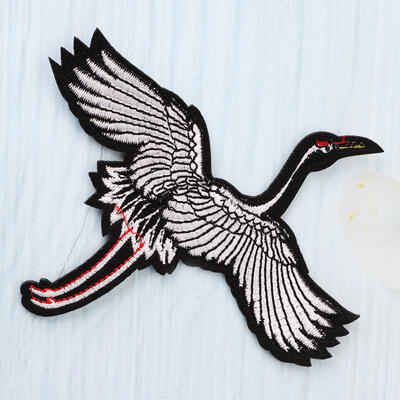 

Greensen Crane Bird Embroidered Patch Cloth Sticker Applique Craft Clothing Accessories