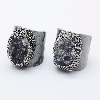 

Handmade Snakeskin Genuine Leather Cuff Rings with Polymer Clay Czech Rhinestone&Druzy Quartz Adjustable Oval Gray 215mm
