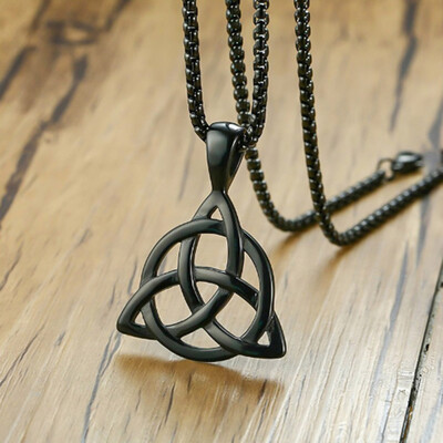 

Unisex Black Celtic Irish Triquetra Knot Pendant Necklace Simple Alloy Trigonometric Necklace