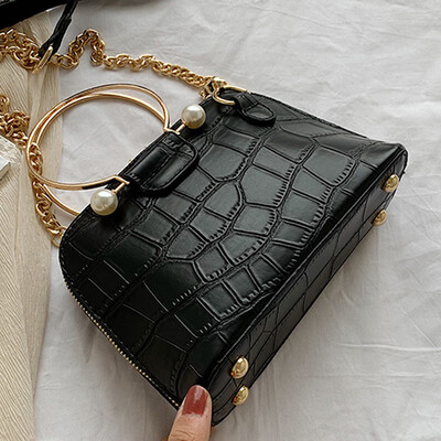 

In the summer of 2019 the new shell bag the Korean version the fashion crocodile print handbag the tide of the single shoulder