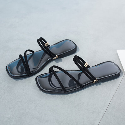 

Shoes with hemiskirts 2019 summer version of the new Korean version of flat-soled slippers female Internet celebrities fashion