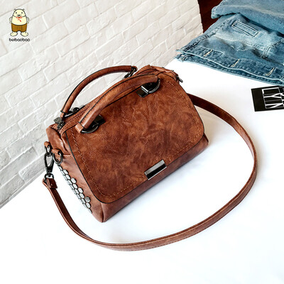 

Clearance womens bag womens bag new retro chic simple tide Joker rivet shoulder bag slung X