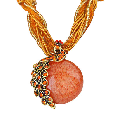

Bohemian Women Rhinestone Inlaid Peacock Round Faux Opal Pendant Necklace Gift