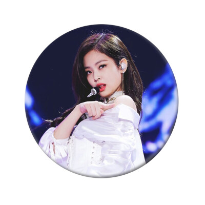 

Kpop Black Pink 2019 Concert Tin Plate Badge Brooch Cute Cartoon Brooch Bag Pendant Boys Girls Accessories Hot Gift for Fans