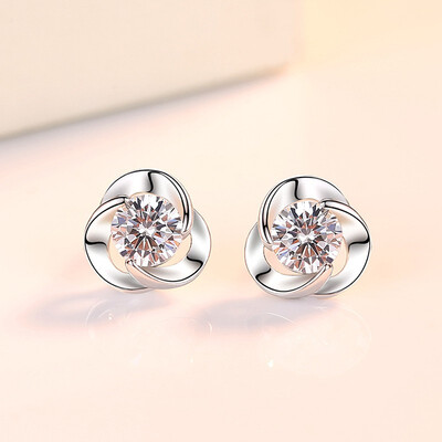 

Tremella nails womens tide net red temperament earrings simple small small earlobe suitable earrings