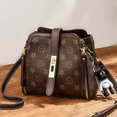 

Summer Ladies Up Tide Summer Korean Version Baitao ins Fashion One Shoulder Slant Small&Fresh