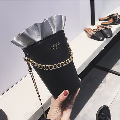 

Bag female 2019 new ins super fire fashion personality casual simple wild chain shoulder slung bucket bag