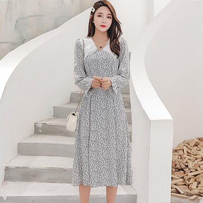 

JOY OF JOY Jingdong womens 2019 spring new Korean version of the hand-embroidered doll collar ice silk wrinkle bottoming dress in the long paragraph small fairy group female JWQZ191534 white