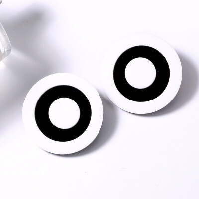 

Women Trendy Punk White Black Round Circle Simple Acrylic Stud Earrings Jewelry