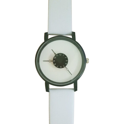 

Creative simple quartz watch Korean fashion personality couple belt student watch male concept table