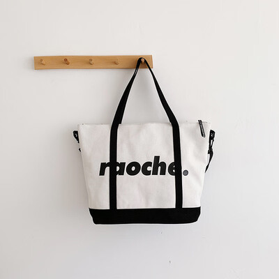 

Summer new bag female 2019 new Korean fashion letters large capacity portable casual wild shoulder tote bag