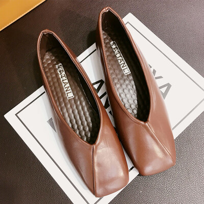 

Flat sole shoes square head shallow mouth night shoes fairy grandma shoes women 2018 Korean version of Joker in summer