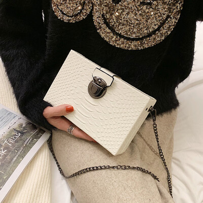 

Retro small bag female 2019 new wave Korean version of the wild autumn&winter crocodile pattern box chain Messenger bag shoulder bag