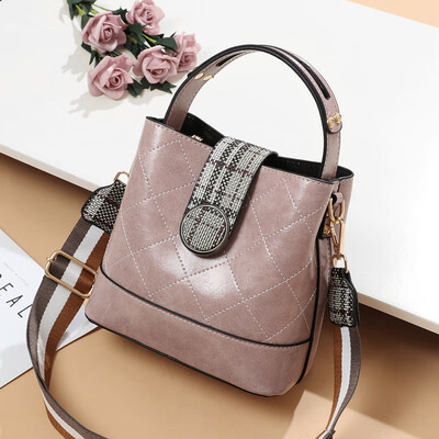 

Summer fashion Korean Joker ladies shoulder Messenger bag ins fashion bucket bag