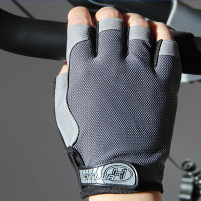 

Sports GlovesUnisex Sports Half Finger Fashion Wild Visor Rear Opening Yoga Weight Lifting