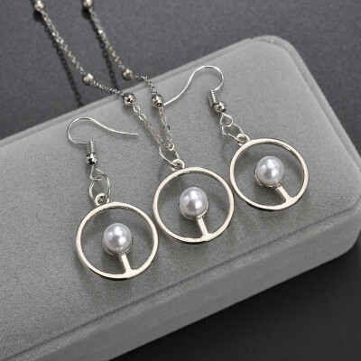 

Imitation Pearl Necklace Earrings Set Female Moon Love Declaration Necklace Ladies Wedding Party Valentines Day Girlfriend Gift