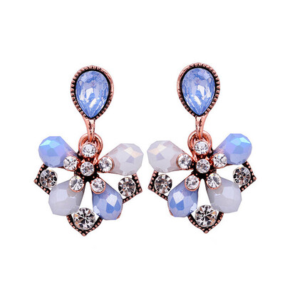 

Gorgeous Elegant Flower Stud Earrings Fashion Women Rhinestone Earrings Party Gift for Girlfriend
