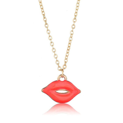 

New Sexy Pendant And Necklace For Women Sexy Lips Kiss Design Gold Color Charm Handmade European Style Wedding Jewelry Female