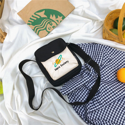 

Small bag canvas bag woman single shoulder slant bag small fresh student hundred Han version of the ancient feeling girl ins son d