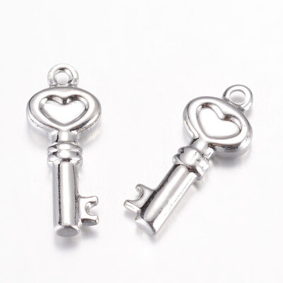 

304 Stainless Steel Pendants Key Stainless Steel Color 185x75x3mm Hole 1mm