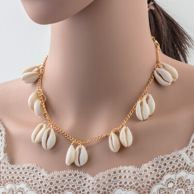 

Fashion Natural Shell Gold Color Necklace for Women Natural Cowrie Shell Pendant With Double Bails Gold Trim Chain Necklace