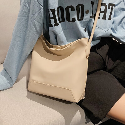 

Advanced sense bag foreign air female bag 2019 new wave Korean version of the wild large capacity single shoulder texture fashion bucket bag