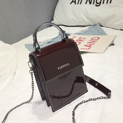 

Chic small bag female 2019 new Korean version of the chain of shoulder bag senior sense of bright face oblique small square bag