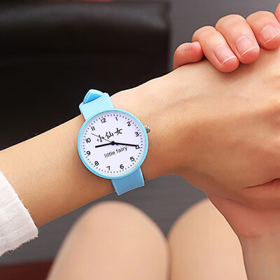 

Supply childrens watch cartoon pattern silicone quartz watch small fresh digital watch