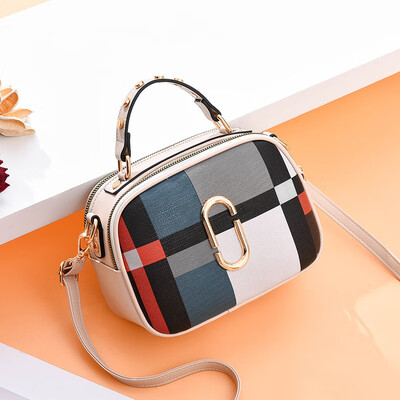 

Small bag female 2019 new tide female bag Korean version of the fresh fashion single shoulder Messenger bag manufacturer