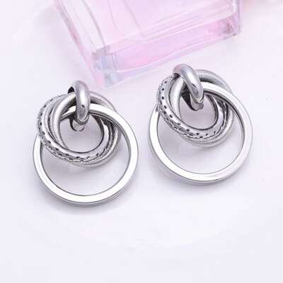 

8 Styles Big Circle Earrings for Women Simple Metal Statement Earrings Twisted Round Drop Earrings Knot Wedding Party Jewelry