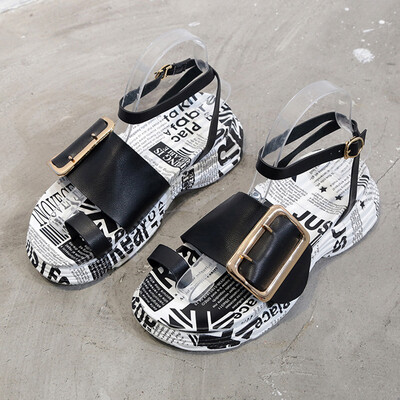 

Sandals female fairy wind summer students Joker ins tide fashion thick bottom increased gladiator sandals