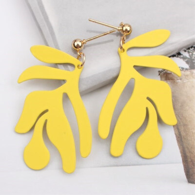 

Bohemia Big Leaves Pendant Earrings for Women New Design Fashion Metal Leaf Earrings Wedding Jewelry Exaggerated Christmas Gift