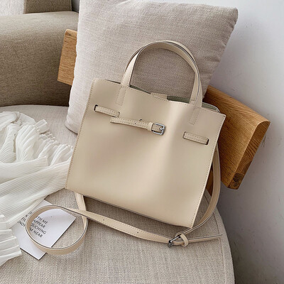 

In summer the new fashion platinum bag hand carries the Totte bag woman 2019 new Korean version 100 lap single shoulder slant sho