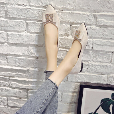 

Single shoe female water drill flat bottom with soft bottom&pointed toe at night with a foot on shallow beans ladle shoes