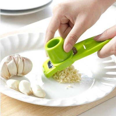 

Garlic Press Grinder Cutter Shredder Crushing Machine Peeling Garlic Crusher Kitchen Accessorries Tools