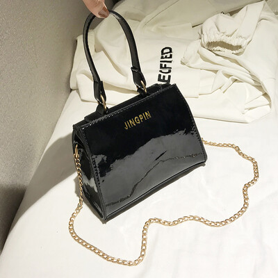 

Fashion temperament chain Messenger bag female 2019 new casual simple versatile shoulder bag personality letter handbag