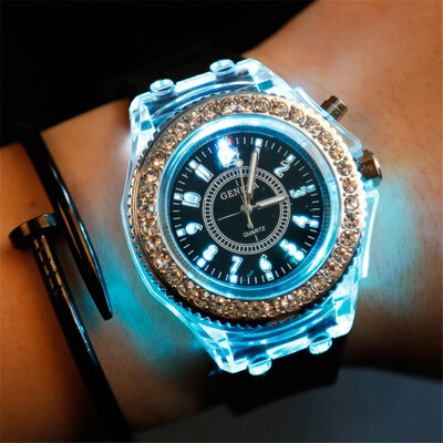

Geneva Led Light Flash Luminous Watch Personality Trends Students Lovers WristWatch